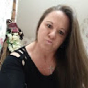 Meet your Posher, Leighanne